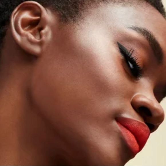 M•A•C extra dimensions skin finish luminizer  x4 AUTE CUTURE STARRING ROSALÍA - Picture 11 of 13